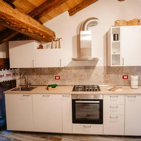 Achillea Apartament